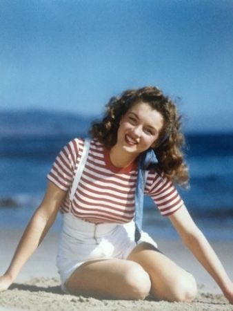 Photographie De Dienes  - Becoming Marilyn (1945)