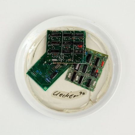 Multiple Uecker - Electronic Salat