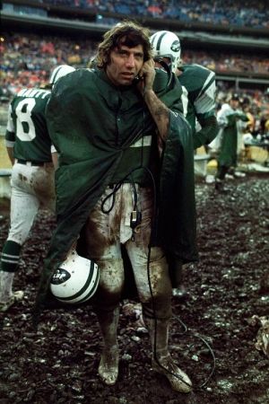 Photographie Leifer - Joe Namath in the Mud