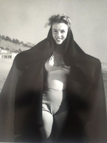 Photographie De Dienes  - Marilyn. La sortie de bain. (1945)