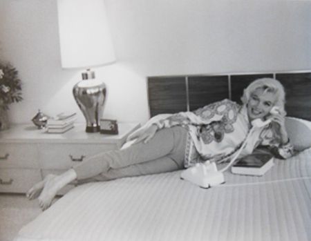 Photographie De Dienes  - Marilyn Monroe. Au Lit