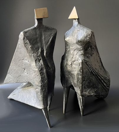 Aucune Technique Chadwick - Pair of Cloaked Figures IV