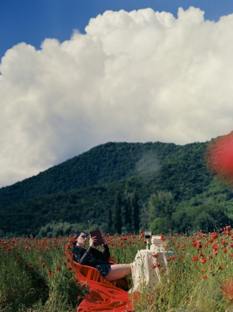Photographie Sitchinava - Picnic in a Poppy Field