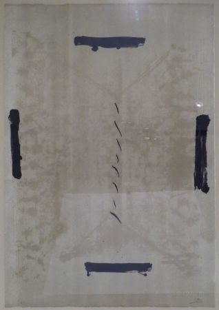 Lithographie Tàpies - Quatre traces noires