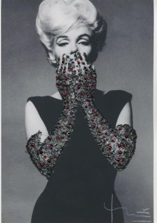 Multiple Stern - Ruby Gloves