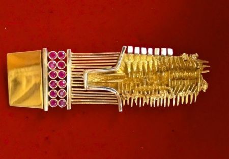 Aucune Technique Pomodoro - Spilla originale in oro rosso e bianco con 12 rubini