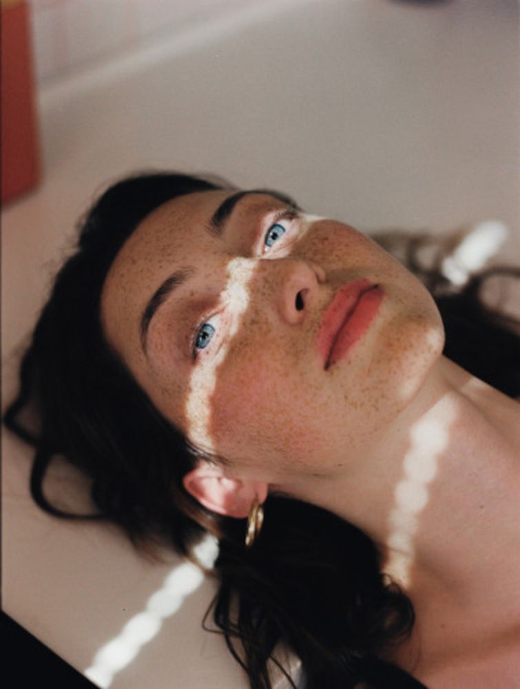 Photographie Sitchinava - Stars On Her Skin,