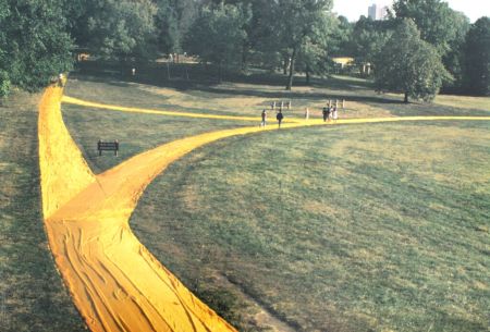 Photographie Christo & Jeanne-Claude - Wrapped walk Ways Loose Park Kansas City Missouri