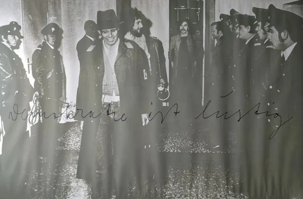 Sérigraphie Beuys - Demokratie ist lustig, 1973. 