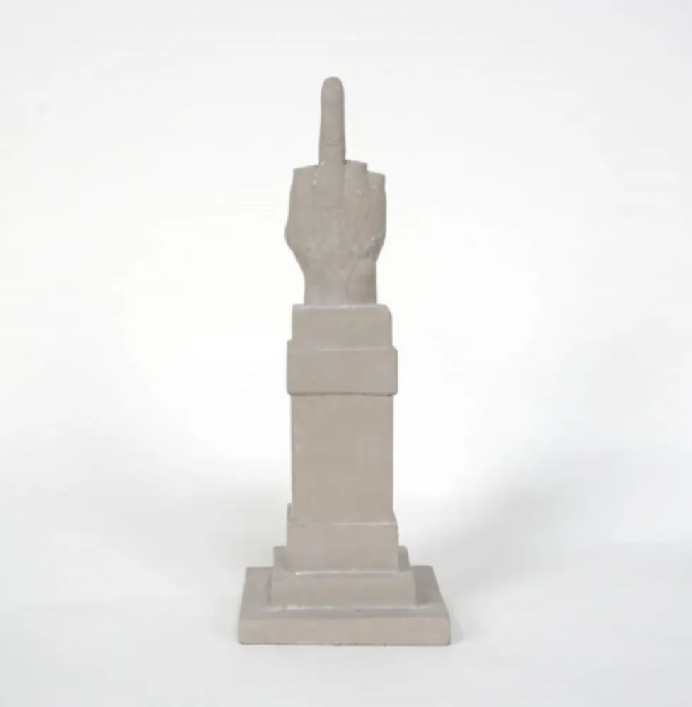 Multiple Cattelan - L.O.V.E.