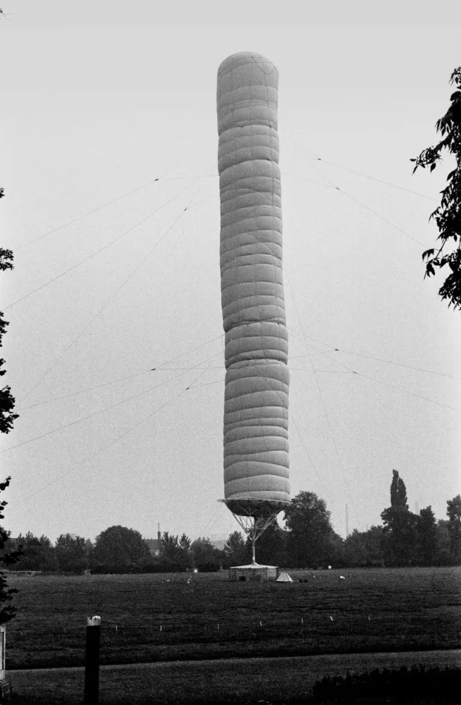 Multiple Christo - Documenta Kassel KA-D68