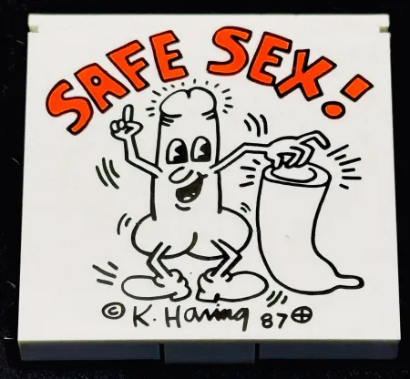 Aucune Technique Haring - Keith Haring (1958–1990) - Safe Sex! - Condom holder with clip - 1987