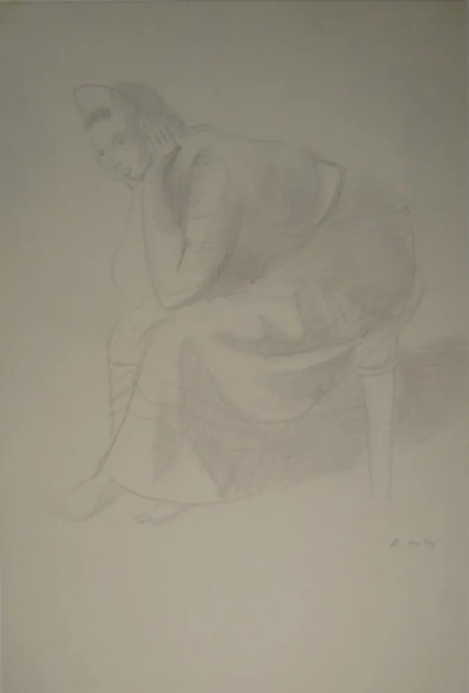 Monotype Holy - Sitzende junge Frau, den Kopf auf die Unterarme mit den Händen gestützt.