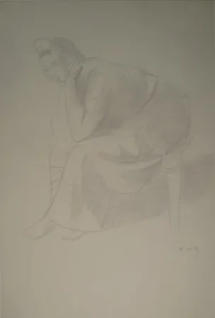 Monotype Holy - Sitzende junge Frau, den Kopf auf die Unterarme mit den Händen gestützt.