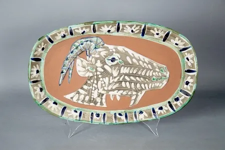 Céramique Picasso -  	Tete de chevre de profil (Goat's Head in Profile), 1952