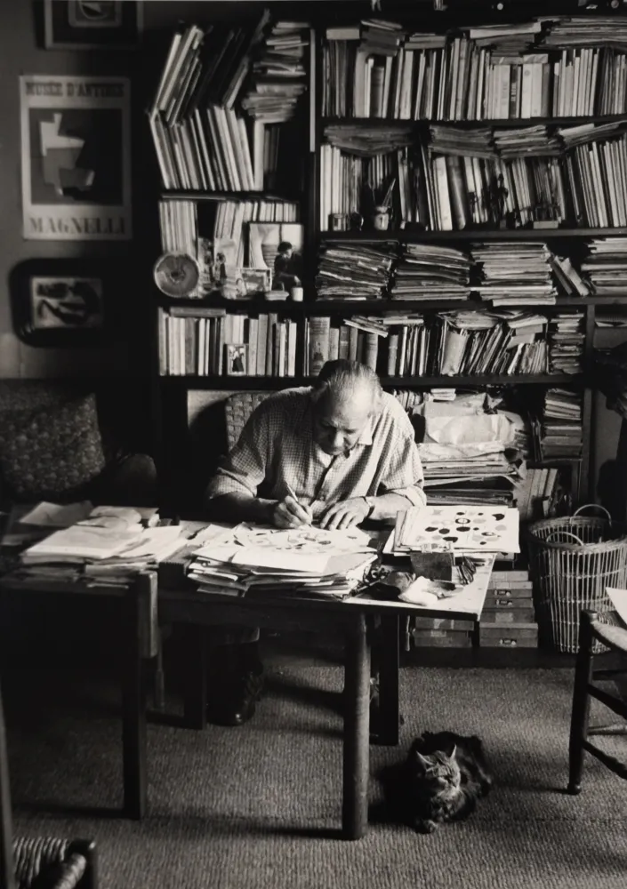 Photographie Scheidegger - Alberto Magnelli, Paris, um 1951. 